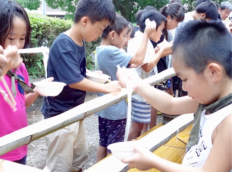 夏祭り流しソーメン