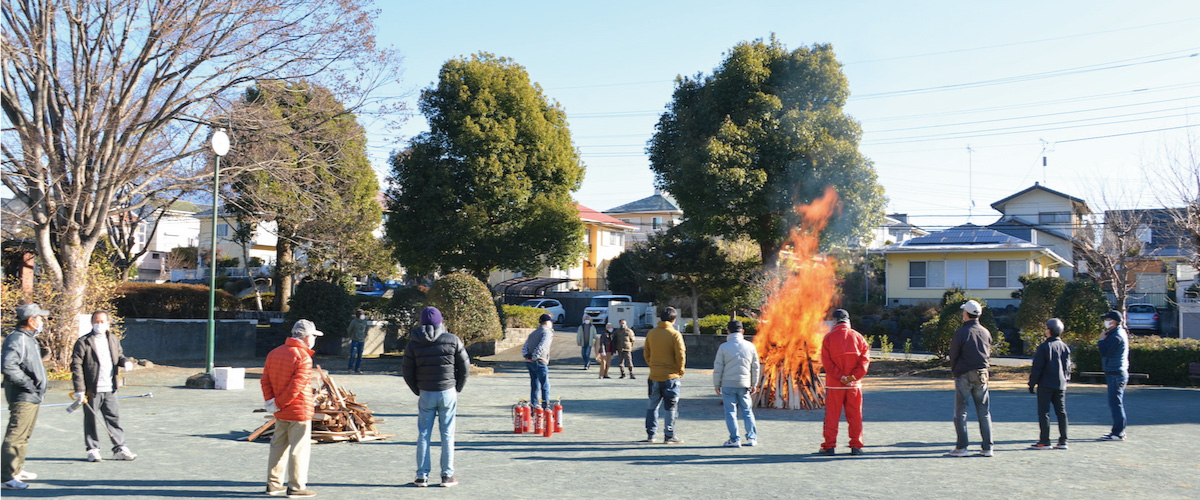 どんど焼き全景写真